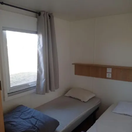 Κάμπινγκ Mobil Calina 4-6 Personnes