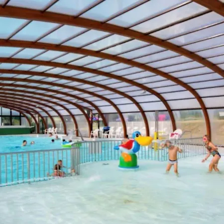 Mobil Calina 4-6 Personnes